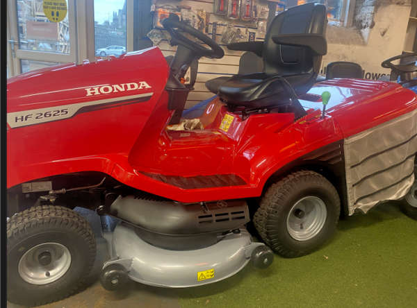 Honda HF2622 HME ride on lawn mower for sale Ireland